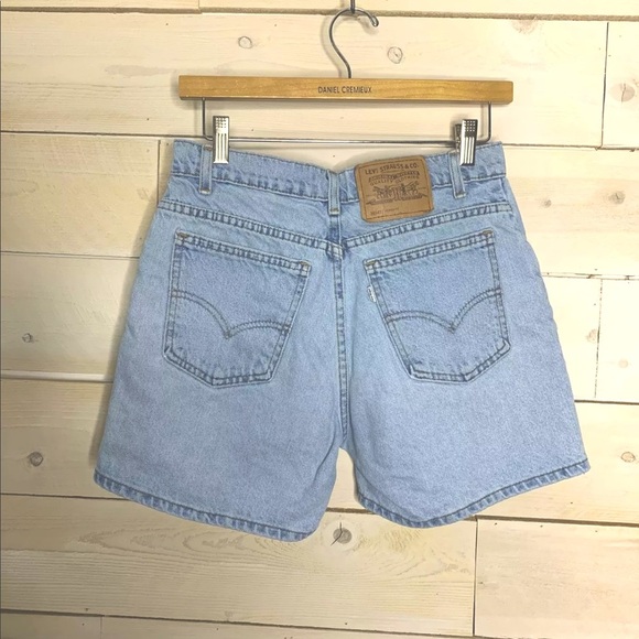 VTG 80s Levis 950 Button High Waist Shorts Sz 6 - Picture 4 of 8